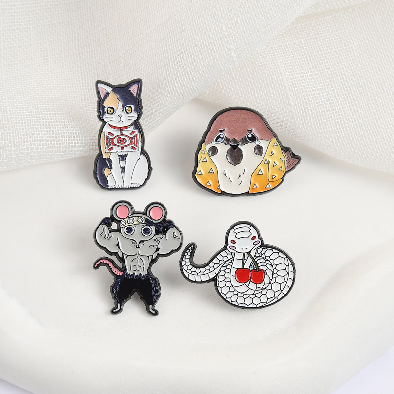 Pin Dokter Beruang Lucu, Pin P - Coffee Equipment Gift ulasan dan harga